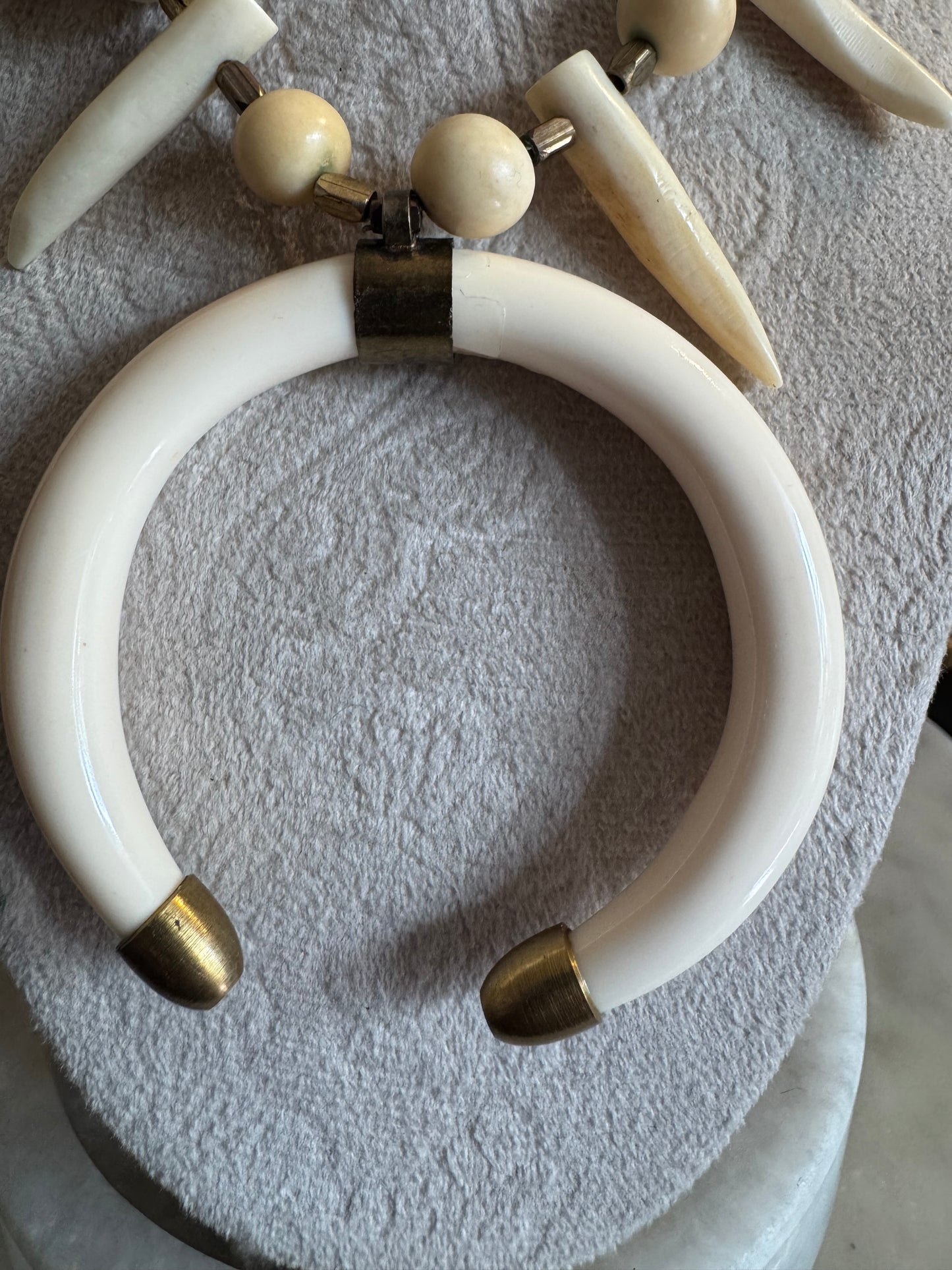 Vtg Horn Necklace